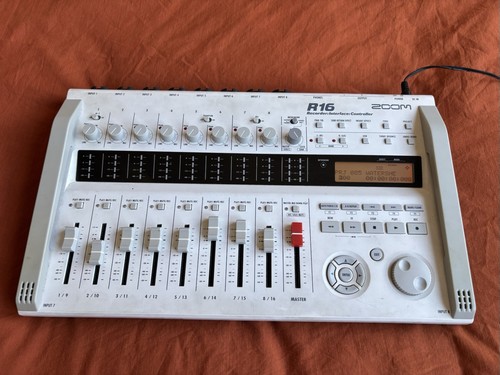 Zoom r16 multi - multi-track, digital
