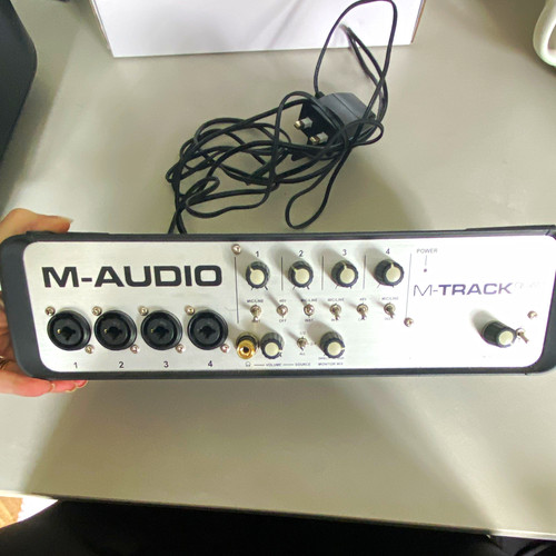 Audio track quad usb - m-audio,